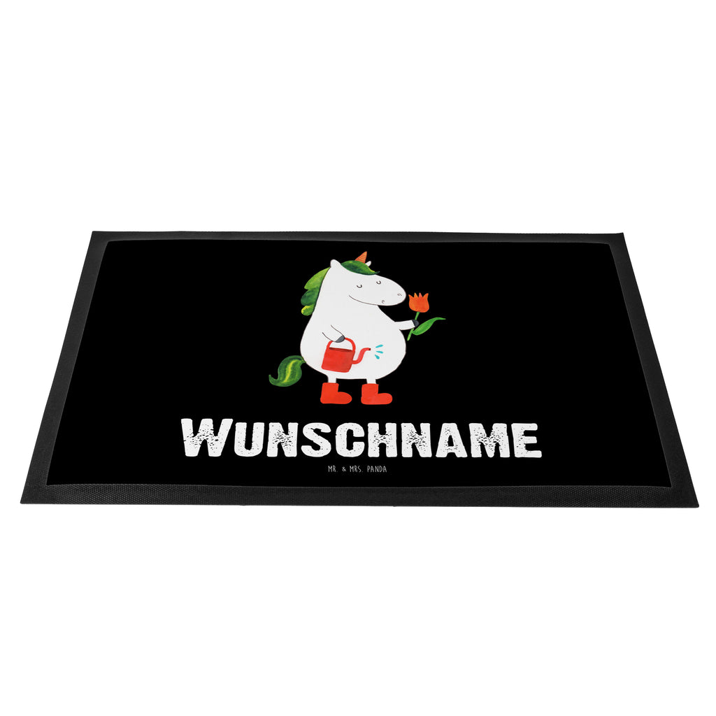 Personalisierte Fußmatte Einhorn Gärtner Personalisierte Fußmatte, Fußmatte mit Namen, Personalisieruung, Personalisiert, Fußmatte bedrucken, Türvorleger mit Namen, Haustürmatte personalisiert, Namensfussmatte, Wunschnamen, Bedrucken, Türvorleger personalisiert, Einhorn, Einhörner, Einhorn Deko, Pegasus, Unicorn, Luftballon, Gießkanne, Giesskanne, Lebenslust, Freude, Blume, Freundin, Garten, Stiefel