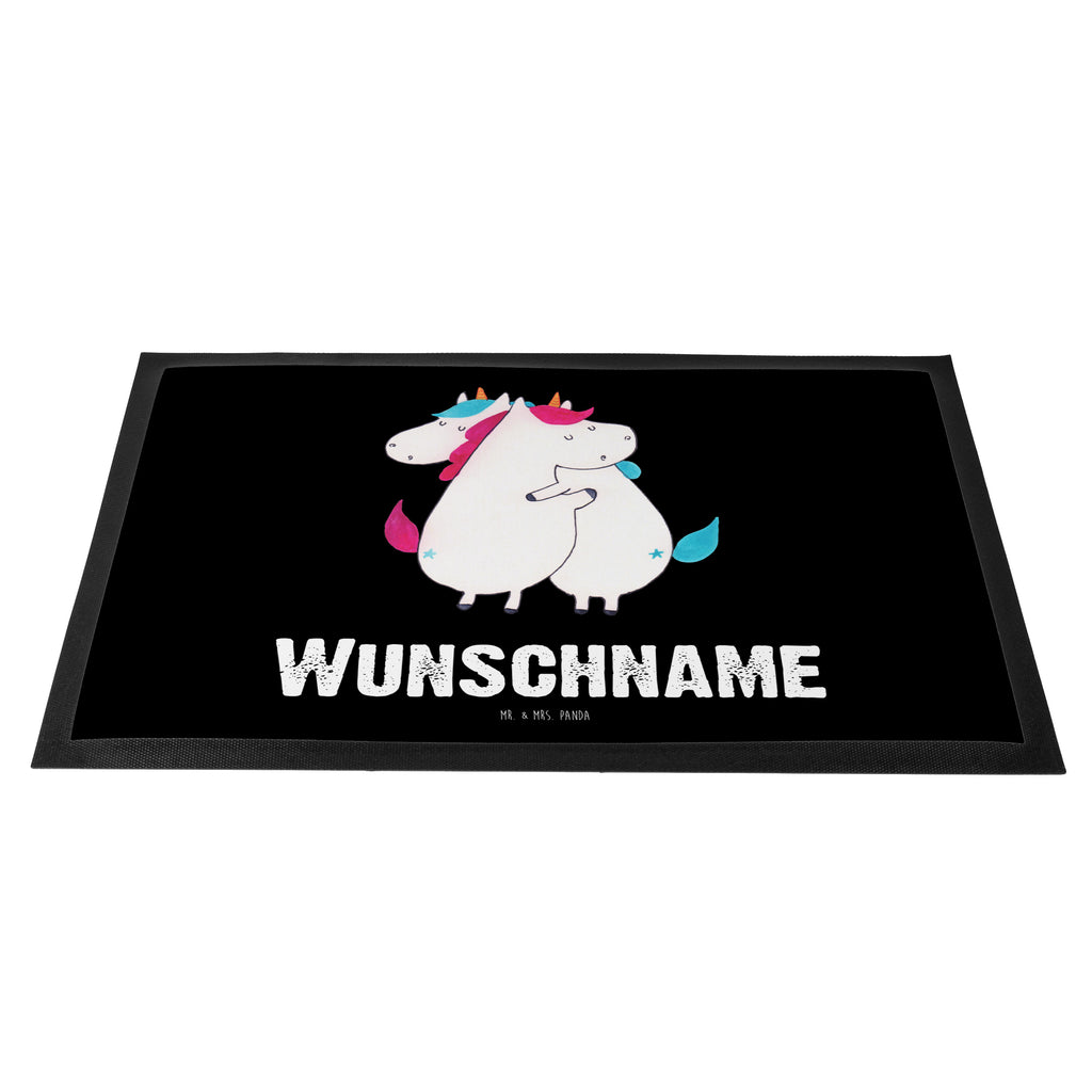 Personalisierte Fußmatte Einhörner Umarmen Personalisierte Fußmatte, Fußmatte mit Namen, Personalisieruung, Personalisiert, Fußmatte bedrucken, Türvorleger mit Namen, Haustürmatte personalisiert, Namensfussmatte, Wunschnamen, Bedrucken, Türvorleger personalisiert, Einhorn, Einhörner, Einhorn Deko, Pegasus, Unicorn, Freundinnen, Freundin, BFF, Schwester, Schwestern, Familie, Geschwister, Sister, Liebe