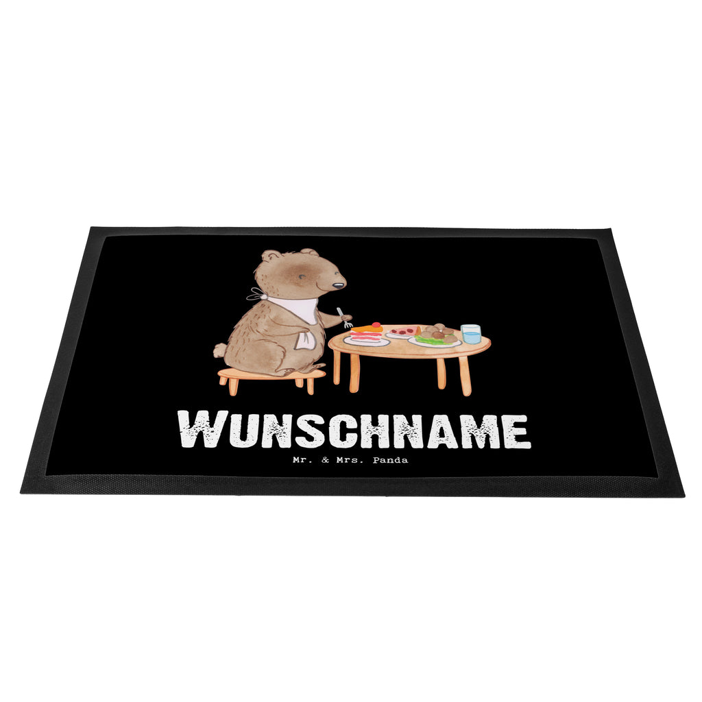 Personalisierte Fußmatte Bär Essen gehen Tage Personalisierte Fußmatte, Fußmatte mit Namen, Personalisieruung, Personalisiert, Fußmatte bedrucken, Türvorleger mit Namen, Haustürmatte personalisiert, Namensfussmatte, Wunschnamen, Bedrucken, Türvorleger personalisiert, Geschenk, Sport, Sportart, Hobby, Schenken, Danke, Dankeschön, Auszeichnung, Gewinn, Sportler, Essen gehen, Essen, Restaurant, Restaurantbesuch