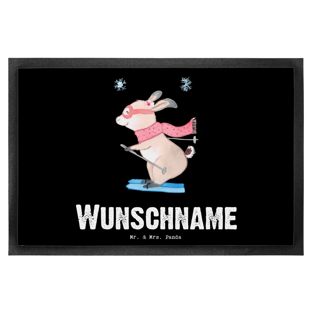 Personalisierte Fußmatte Bär Skifahren Tage Personalisierte Fußmatte, Fußmatte mit Namen, Personalisieruung, Personalisiert, Fußmatte bedrucken, Türvorleger mit Namen, Haustürmatte personalisiert, Namensfussmatte, Wunschnamen, Bedrucken, Türvorleger personalisiert, Geschenk, Sport, Sportart, Hobby, Schenken, Danke, Dankeschön, Auszeichnung, Gewinn, Sportler, Ski fahren, Skifahren, Skisport, Skiwettbewerb, Skirennen