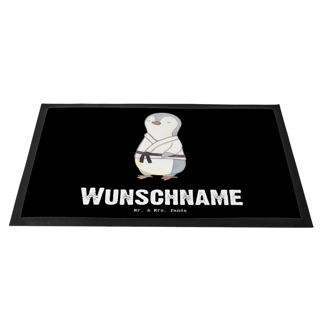 Personalisierte Fußmatte Pinguin Karate Tage Personalisierte Fußmatte, Fußmatte mit Namen, Personalisieruung, Personalisiert, Fußmatte bedrucken, Türvorleger mit Namen, Haustürmatte personalisiert, Namensfussmatte, Wunschnamen, Bedrucken, Türvorleger personalisiert, Geschenk, Sport, Sportart, Hobby, Schenken, Danke, Dankeschön, Auszeichnung, Gewinn, Sportler, Karate, Kampfsportart, Selbstverteidigung, Kampfkunst, Karate Verein