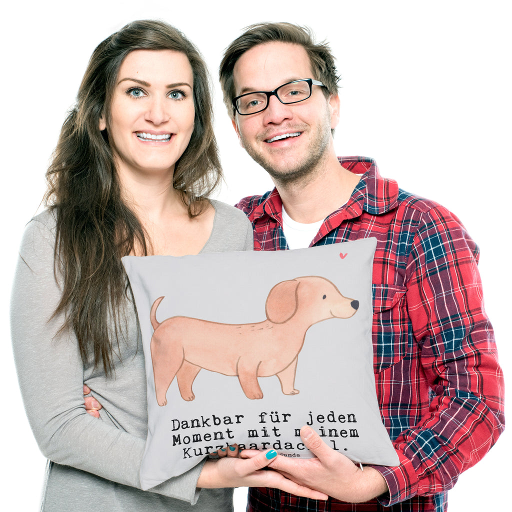 Personalisiertes Kissen Dackel Kurzhaardackel Moment Kissen, personalisiert, Name, Wunschname, bedrucken, Kopfkissen, Hund, Hunderasse, Rassehund, Hundebesitzer, Geschenk, Tierfreund, Schenken, Welpe, Teckel, Dachshund, Kurzhaardackel