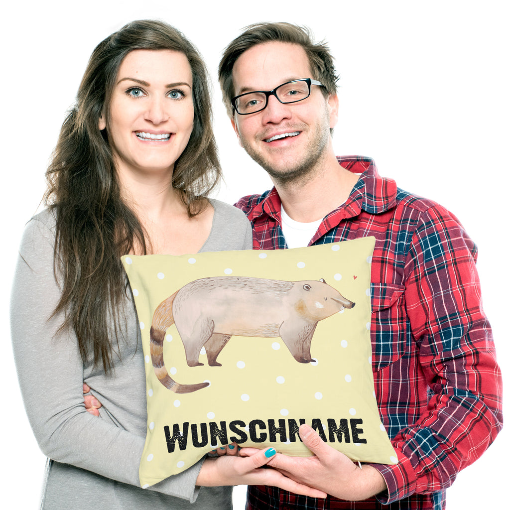 Personalisiertes Kissen Nasenbär Kissen, personalisiert, Name, Wunschname, bedrucken, Kopfkissen, süße Tiermotive, gute Laune, lustige Sprüche, Tiere, Nasenbär, Nasenbären, Rüsselbär, Bär