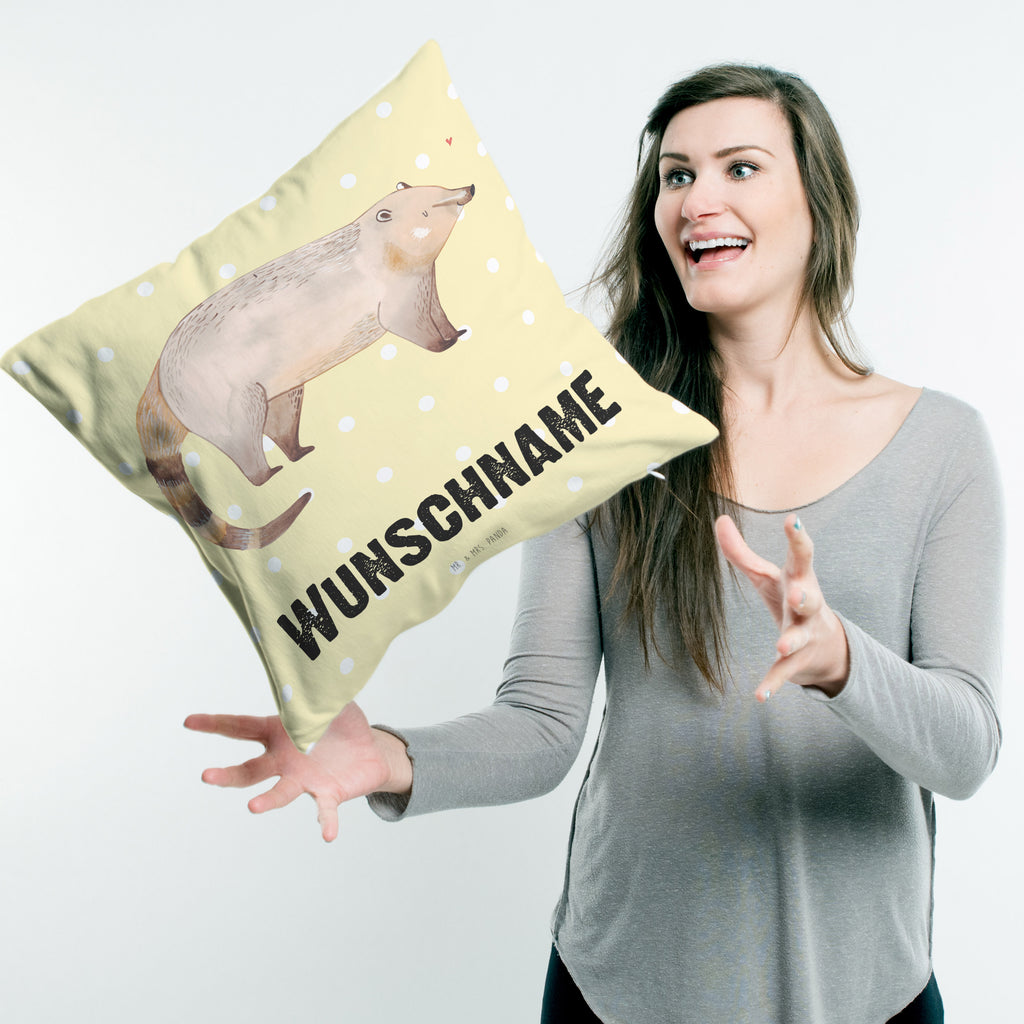 Personalisiertes Kissen Nasenbär Kissen, personalisiert, Name, Wunschname, bedrucken, Kopfkissen, süße Tiermotive, gute Laune, lustige Sprüche, Tiere, Nasenbär, Nasenbären, Rüsselbär, Bär