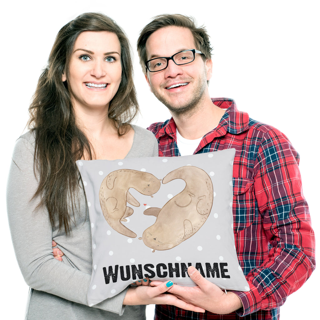 Personalisiertes Kissen Otter Herz Kissen, personalisiert, Name, Wunschname, bedrucken, Kopfkissen, Otter, Fischotter, Seeotter, Liebe, Herz, Liebesbeweis, Liebesgeschenk, Bessere Hälfte, Love you, Jahrestag, Hochzeitstag, Verlobung, gemeinsames Leben