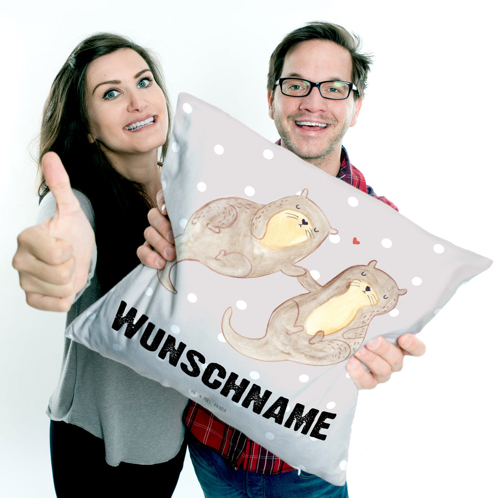 Personalisiertes Kissen Otter händchenhaltend Kissen, personalisiert, Name, Wunschname, bedrucken, Kopfkissen, Otter, Fischotter, Seeotter, Otter Seeotter See Otter