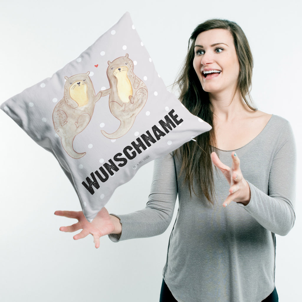 Personalisiertes Kissen Otter händchenhaltend Kissen, personalisiert, Name, Wunschname, bedrucken, Kopfkissen, Otter, Fischotter, Seeotter, Otter Seeotter See Otter