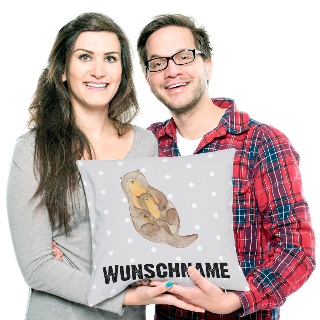 Personalisiertes Kissen Otter mit Kind Kissen, personalisiert, Name, Wunschname, bedrucken, Kopfkissen, Otter, Fischotter, Seeotter, Otter Seeotter See Otter