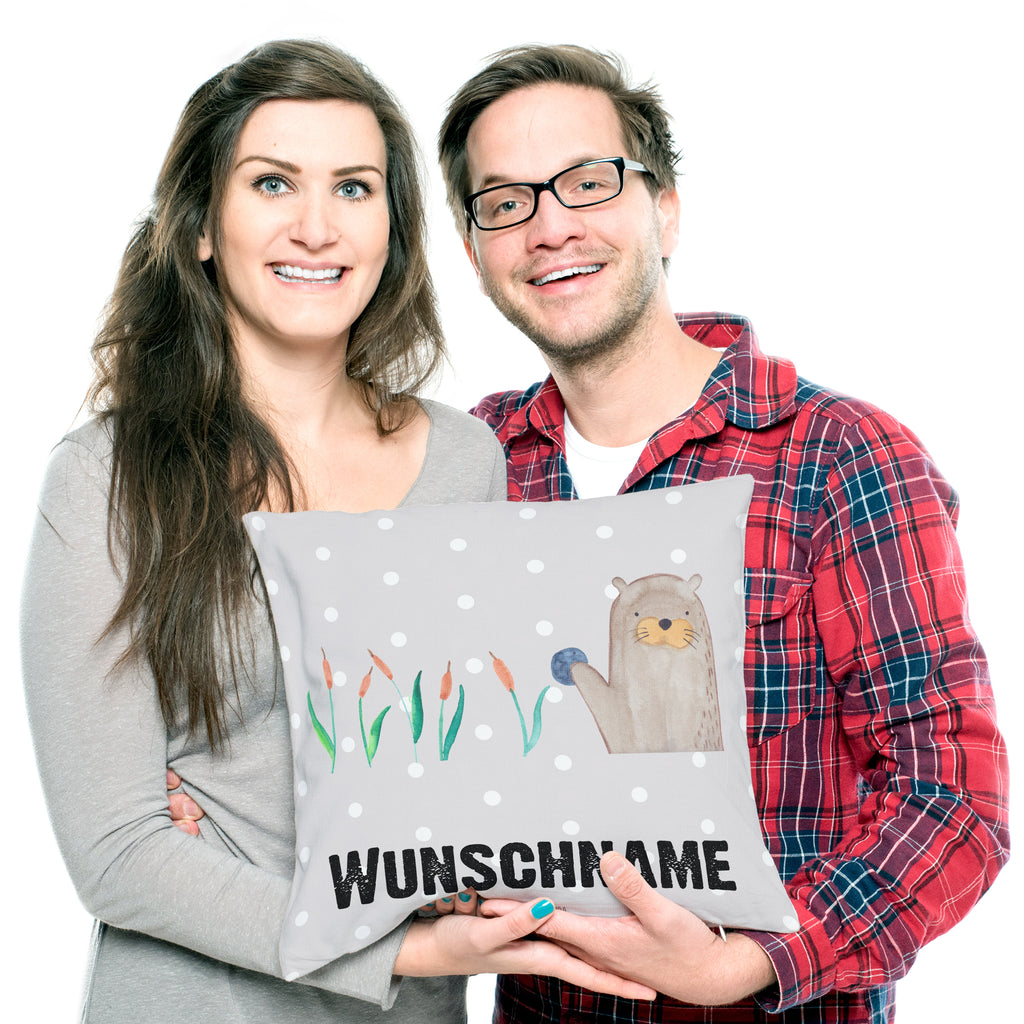 Personalisiertes Kissen Otter mit Stein Kissen, personalisiert, Name, Wunschname, bedrucken, Kopfkissen, Otter, Fischotter, Seeotter, Otter Seeotter See Otter