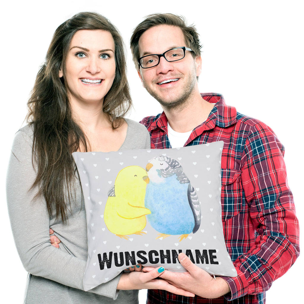 Personalisiertes Kissen Wellensittich Liebe Kissen, personalisiert, Name, Wunschname, bedrucken, Kopfkissen, Liebe, Partner, Freund, Freundin, Ehemann, Ehefrau, Heiraten, Verlobung, Heiratsantrag, Liebesgeschenk, Jahrestag, Hocheitstag, Vögel, Wellensittich, Nähe, Kuscheln, Vertrauen