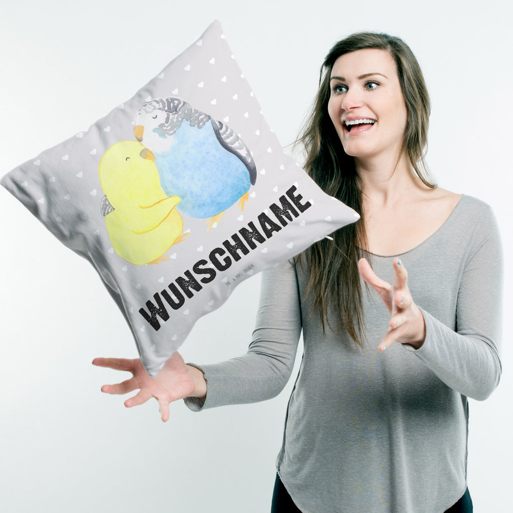 Personalisiertes Kissen Wellensittich Liebe Kissen, personalisiert, Name, Wunschname, bedrucken, Kopfkissen, Liebe, Partner, Freund, Freundin, Ehemann, Ehefrau, Heiraten, Verlobung, Heiratsantrag, Liebesgeschenk, Jahrestag, Hocheitstag, Vögel, Wellensittich, Nähe, Kuscheln, Vertrauen