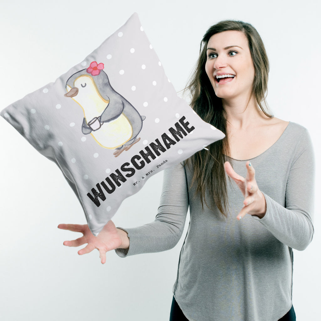 Personalisiertes Kissen Pinguin Beste Schwiegermutter der Welt Kissen, personalisiert, Name, Wunschname, bedrucken, Kopfkissen, für, Dankeschön, Geschenk, Schenken, Geburtstag, Geburtstagsgeschenk, Geschenkidee, Danke, Bedanken, Mitbringsel, Freude machen, Geschenktipp, Schwiegermutter, Schwiegermama, Schwiegereltern, Mama, Mutter, Mutter des Ehepartners, angeheiratet