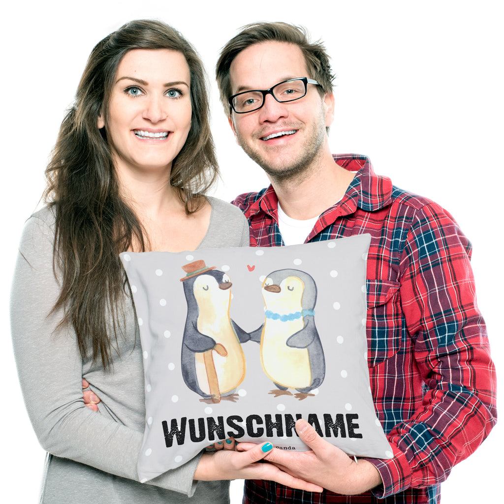 Personalisiertes Kissen Pinguin Beste Urgroßeltern der Welt Kissen, personalisiert, Name, Wunschname, bedrucken, Kopfkissen, für, Dankeschön, Geschenk, Schenken, Geburtstag, Geburtstagsgeschenk, Geschenkidee, Danke, Bedanken, Mitbringsel, Freude machen, Geschenktipp, Urgroßeltern, Urgrosseltern, Uhrgroßeltern, Uhroma, Uhropa, Uropa, Ur, Uroma, Großeltern, Großmutter, Großvater, Opa, Omi, Oma, Opi. Großpapa, Großmama, Enkel, Enkelin, Enkelkind, Kleinigkeit, Omma, Ommi, Oppa, Oppi, Bester