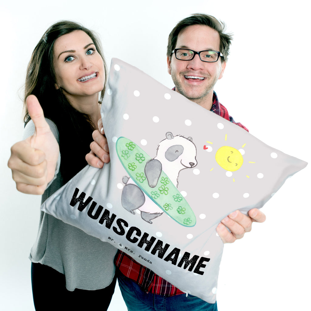 Personalisiertes Kissen Panda Surfen Tage Kissen, personalisiert, Name, Wunschname, bedrucken, Kopfkissen, Geschenk, Sport, Sportart, Hobby, Schenken, Danke, Dankeschön, Auszeichnung, Gewinn, Sportler, Wellenreiten, Surfen, Surfschule