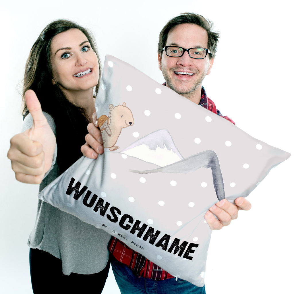 Personalisiertes Kissen Bär Bergsteigen Tage Kissen, personalisiert, Name, Wunschname, bedrucken, Kopfkissen, Geschenk, Sport, Sportart, Hobby, Schenken, Danke, Dankeschön, Auszeichnung, Gewinn, Sportler, Bergsteigen, wandern, Bergsport, Trekking, Alpinismus, Alpinwandern