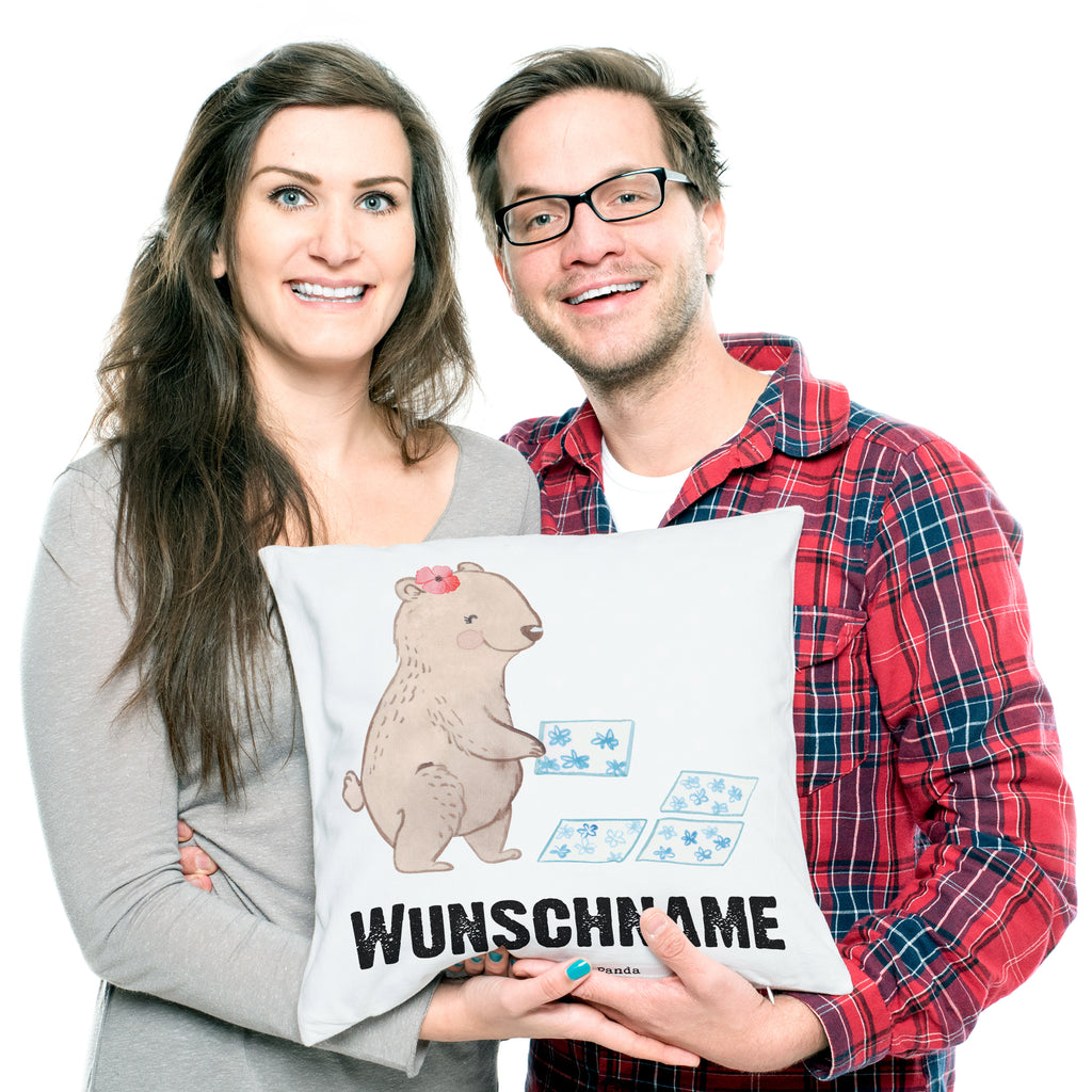 Personalisiertes Kissen Fliesenlegerin mit Herz Kissen, personalisiert, Name, Wunschname, bedrucken, Kopfkissen, Beruf, Ausbildung, Jubiläum, Abschied, Rente, Kollege, Kollegin, Geschenk, Schenken, Arbeitskollege, Mitarbeiter, Firma, Danke, Dankeschön, Fliesenlegerin, Gesellenprüfung, Fliesenlegermeisterin, Fliesenlegerbetrieb, Fliesenfachhandel, Handwerk