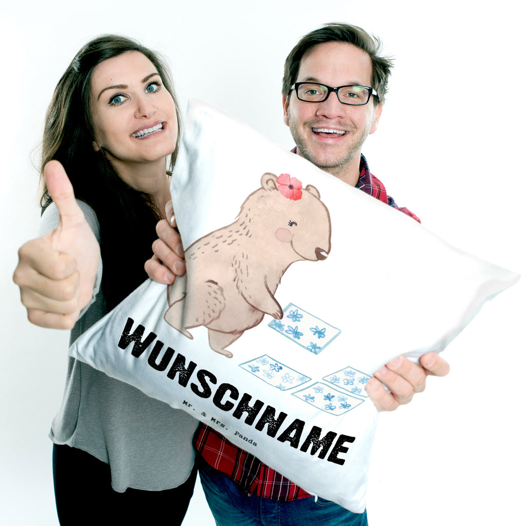 Personalisiertes Kissen Fliesenlegerin mit Herz Kissen, personalisiert, Name, Wunschname, bedrucken, Kopfkissen, Beruf, Ausbildung, Jubiläum, Abschied, Rente, Kollege, Kollegin, Geschenk, Schenken, Arbeitskollege, Mitarbeiter, Firma, Danke, Dankeschön, Fliesenlegerin, Gesellenprüfung, Fliesenlegermeisterin, Fliesenlegerbetrieb, Fliesenfachhandel, Handwerk
