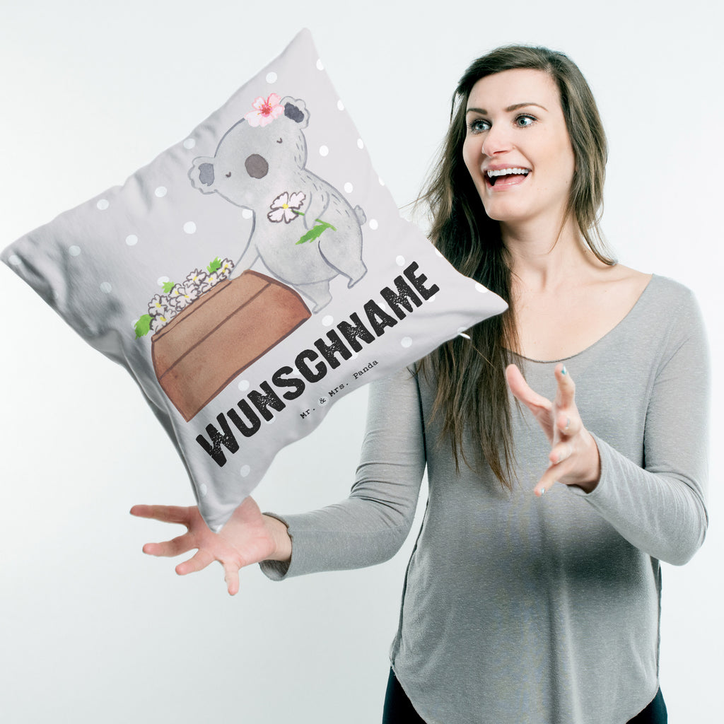 Personalisiertes Kissen Bestatterin mit Herz Kissen, personalisiert, Name, Wunschname, bedrucken, Kopfkissen, Beruf, Ausbildung, Jubiläum, Abschied, Rente, Kollege, Kollegin, Geschenk, Schenken, Arbeitskollege, Mitarbeiter, Firma, Danke, Dankeschön