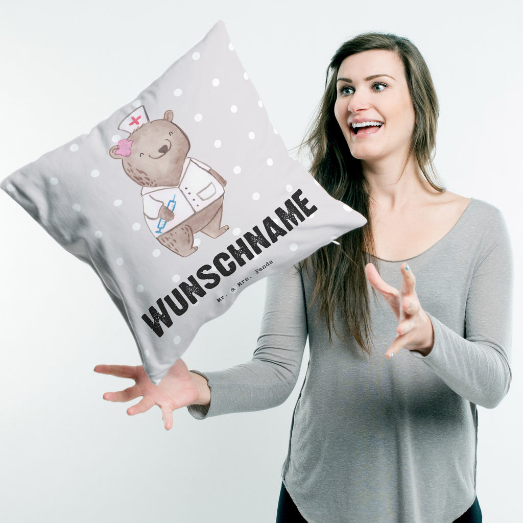 Personalisiertes Kissen Medizinische Fachangestellte mit Herz Kissen, personalisiert, Name, Wunschname, bedrucken, Kopfkissen, Beruf, Ausbildung, Jubiläum, Abschied, Rente, Kollege, Kollegin, Geschenk, Schenken, Arbeitskollege, Mitarbeiter, Firma, Danke, Dankeschön, Arzthelferin, Medizinische Fachangestellte, Sprechstundenhilfe