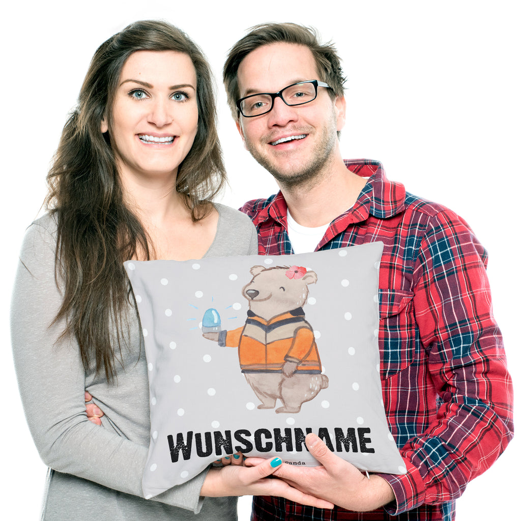 Personalisiertes Kissen Rettungssanitäterin mit Herz Kissen, personalisiert, Name, Wunschname, bedrucken, Kopfkissen, Beruf, Ausbildung, Jubiläum, Abschied, Rente, Kollege, Kollegin, Geschenk, Schenken, Arbeitskollege, Mitarbeiter, Firma, Danke, Dankeschön