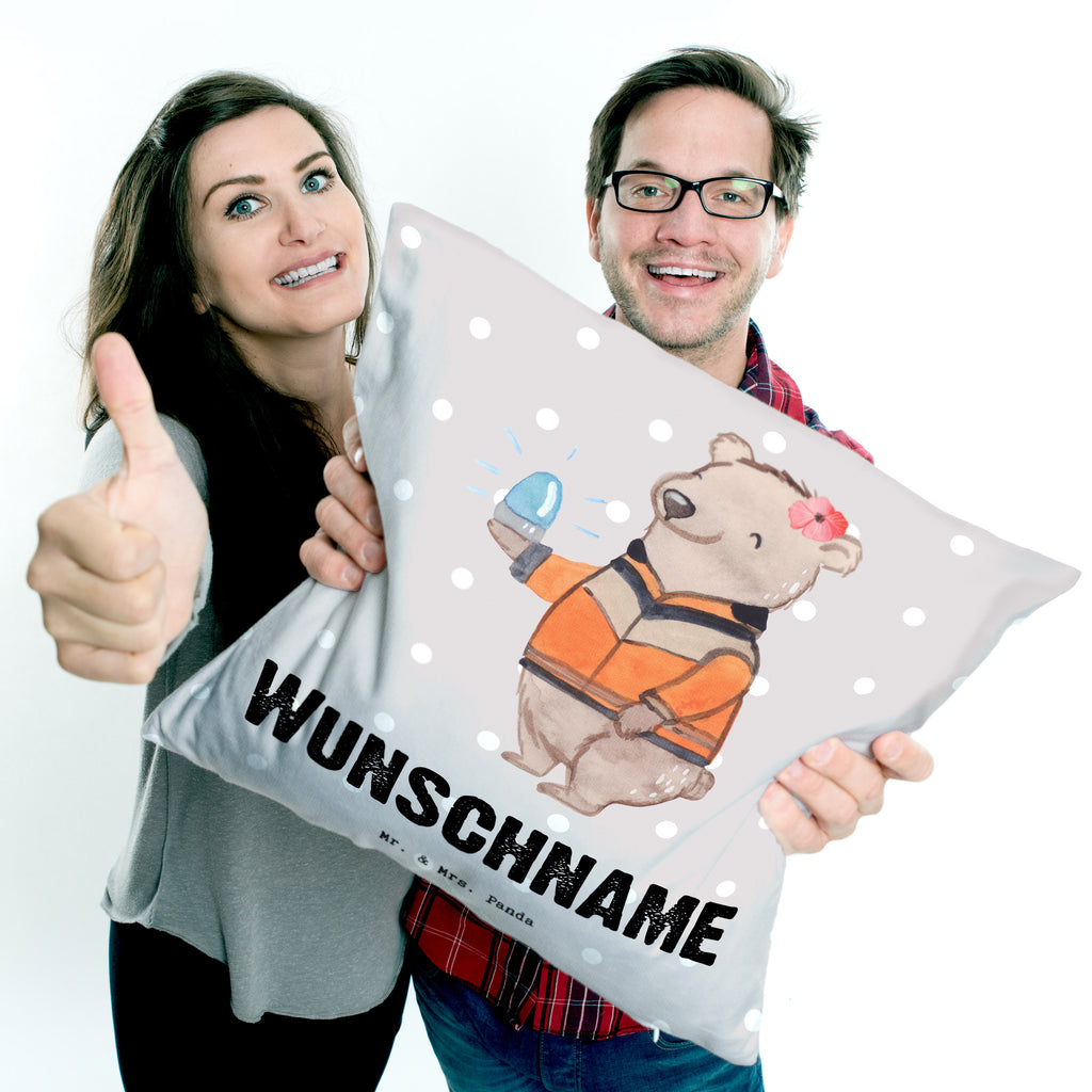 Personalisiertes Kissen Rettungssanitäterin mit Herz Kissen, personalisiert, Name, Wunschname, bedrucken, Kopfkissen, Beruf, Ausbildung, Jubiläum, Abschied, Rente, Kollege, Kollegin, Geschenk, Schenken, Arbeitskollege, Mitarbeiter, Firma, Danke, Dankeschön