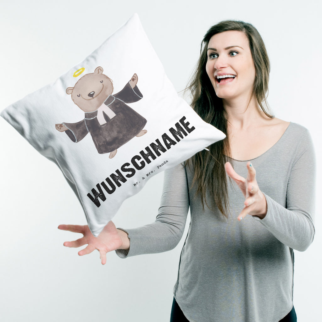 Personalisiertes Kissen Pastor mit Herz Kissen, personalisiert, Name, Wunschname, bedrucken, Kopfkissen, Beruf, Ausbildung, Jubiläum, Abschied, Rente, Kollege, Kollegin, Geschenk, Schenken, Arbeitskollege, Mitarbeiter, Firma, Danke, Dankeschön, Pastor, Diener Gottes<br />Geistlicher, Pfarrer, Prediger<br />Priester, Theologe, Kirche