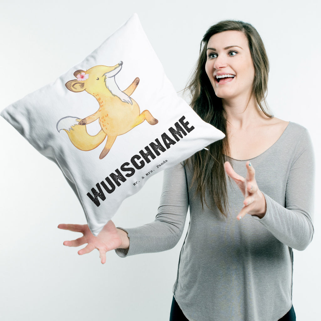 Personalisiertes Kissen Yogalehrerin mit Herz Kissen, personalisiert, Name, Wunschname, bedrucken, Kopfkissen, Beruf, Ausbildung, Jubiläum, Abschied, Rente, Kollege, Kollegin, Geschenk, Schenken, Arbeitskollege, Mitarbeiter, Firma, Danke, Dankeschön