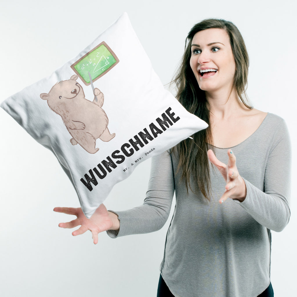 Personalisiertes Kissen Mathematiklehrer mit Herz Kissen, personalisiert, Name, Wunschname, bedrucken, Kopfkissen, Beruf, Ausbildung, Jubiläum, Abschied, Rente, Kollege, Kollegin, Geschenk, Schenken, Arbeitskollege, Mitarbeiter, Firma, Danke, Dankeschön, Mathematiklehrer, Lehramtstudent, Referendariat, Mathelehrer, Matheunterricht, Mathe, Lehrer