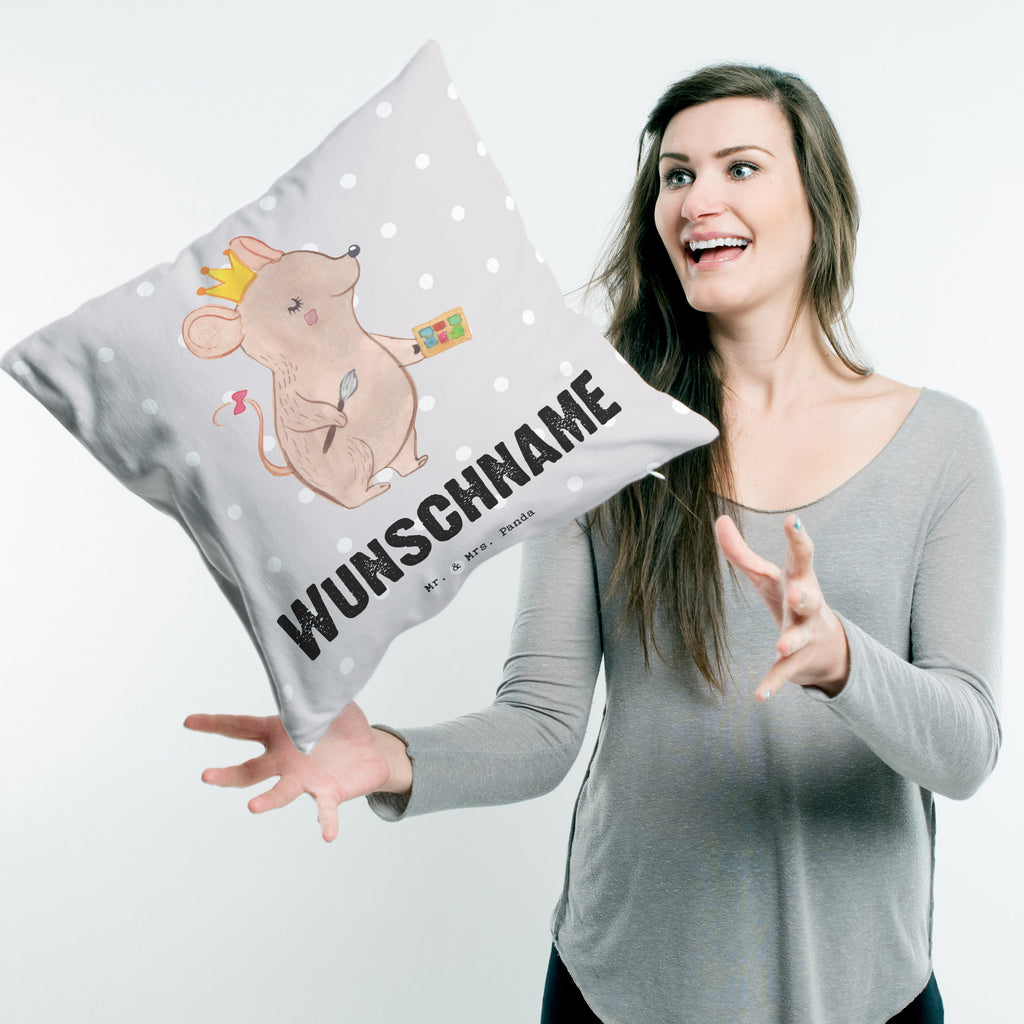 Personalisiertes Kissen Maskenbildnerin mit Herz Kissen, personalisiert, Name, Wunschname, bedrucken, Kopfkissen, Beruf, Ausbildung, Jubiläum, Abschied, Rente, Kollege, Kollegin, Geschenk, Schenken, Arbeitskollege, Mitarbeiter, Firma, Danke, Dankeschön, Kosmetikerin, Make Up Artist, Maskenbildnerin, Visagistin, Beauty Salon, Kosmetikstudio, Eröffnung