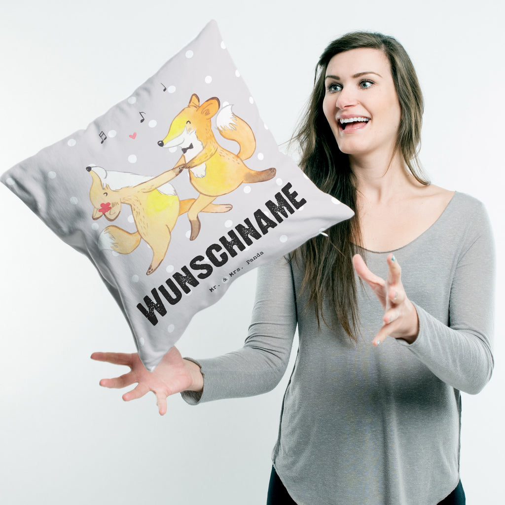 Personalisiertes Kissen Füchse Salsa tanzen Tage Kissen, personalisiert, Name, Wunschname, bedrucken, Kopfkissen, Geschenk, Sport, Sportart, Hobby, Schenken, Danke, Dankeschön, Auszeichnung, Gewinn, Sportler, Salsa tanzen, Tanzschule, Tanzen, Tanzkurs