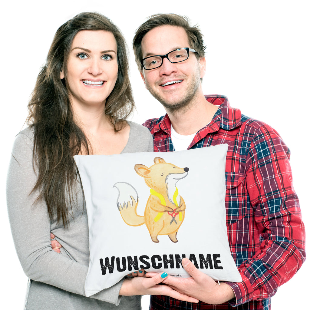 Personalisiertes Kissen Schneider mit Herz Kissen, personalisiert, Name, Wunschname, bedrucken, Kopfkissen, Beruf, Ausbildung, Jubiläum, Abschied, Rente, Kollege, Kollegin, Geschenk, Schenken, Arbeitskollege, Mitarbeiter, Firma, Danke, Dankeschön