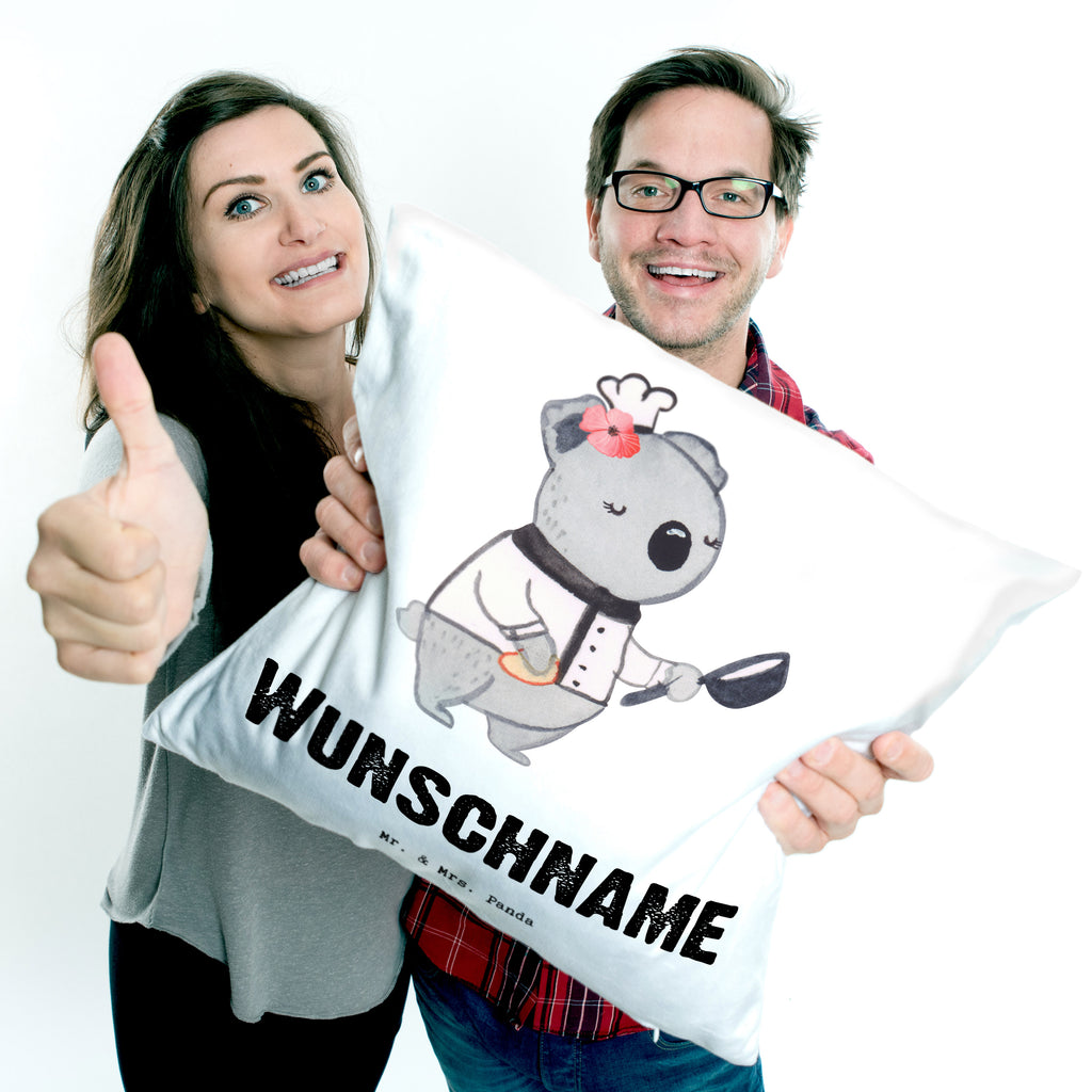 Personalisiertes Kissen Beiköchin mit Herz Kissen, personalisiert, Name, Wunschname, bedrucken, Kopfkissen, Beruf, Ausbildung, Jubiläum, Abschied, Rente, Kollege, Kollegin, Geschenk, Schenken, Arbeitskollege, Mitarbeiter, Firma, Danke, Dankeschön, Beiköchin, Spülhilfe, Hilfsköchin, Jungkoch, Küchenhilfe, Gastronomie, Restaurant, Köchin