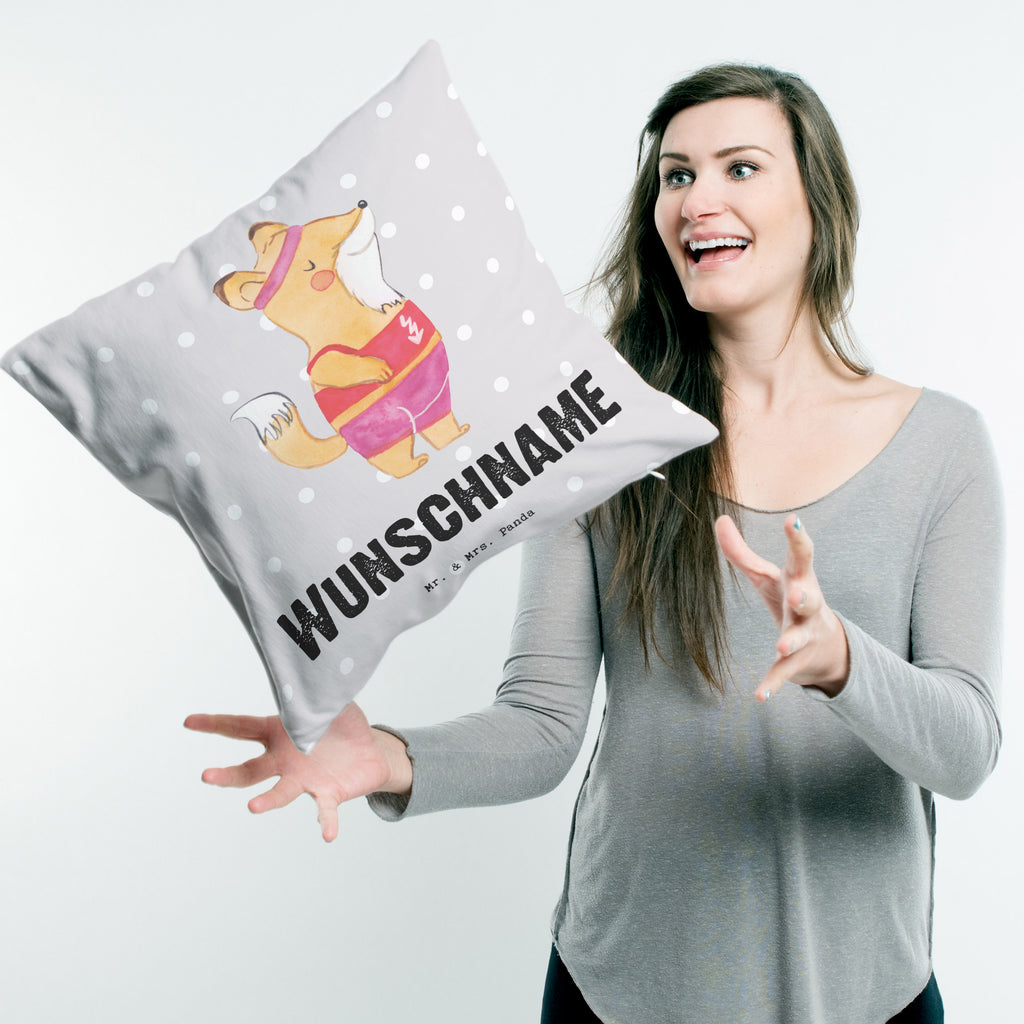 Personalisiertes Kissen Sportlehrerin mit Herz Kissen, personalisiert, Name, Wunschname, bedrucken, Kopfkissen, Beruf, Ausbildung, Jubiläum, Abschied, Rente, Kollege, Kollegin, Geschenk, Schenken, Arbeitskollege, Mitarbeiter, Firma, Danke, Dankeschön