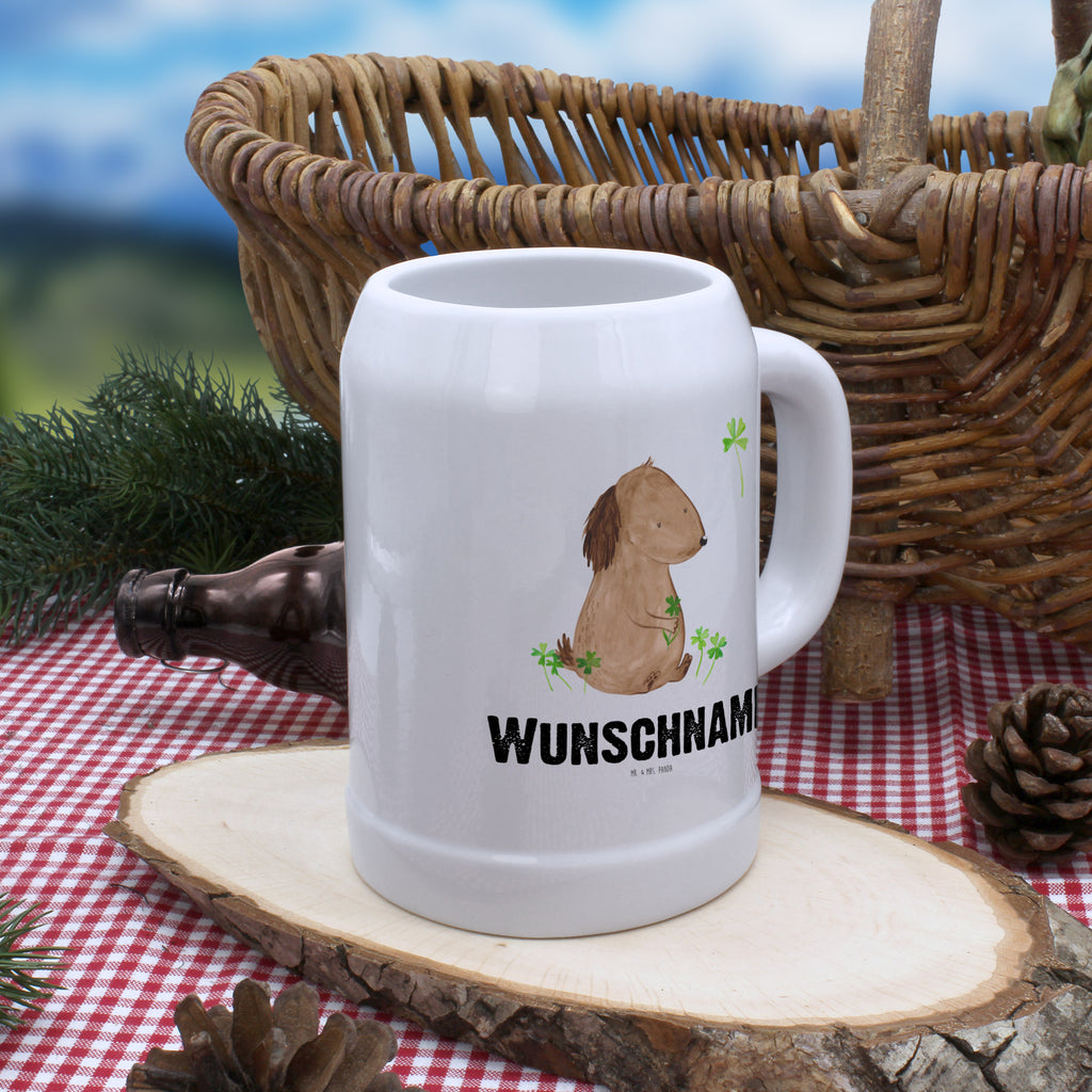 Personalisierter Bierkrug Hund Kleeblatt Bierkrug mit Namen, Bierkrug personalisieren, Bierglas mit Namen, Personalisierung, Bedrucken, Hund, Hundemotiv, Haustier, Hunderasse, Tierliebhaber, Hundebesitzer, Sprüche, Kleeblatt, Glück, Tagträume, Motivation, Neuanfang, Geschenk, Glücksbringer, Selbstliebe, Achtsamkeit