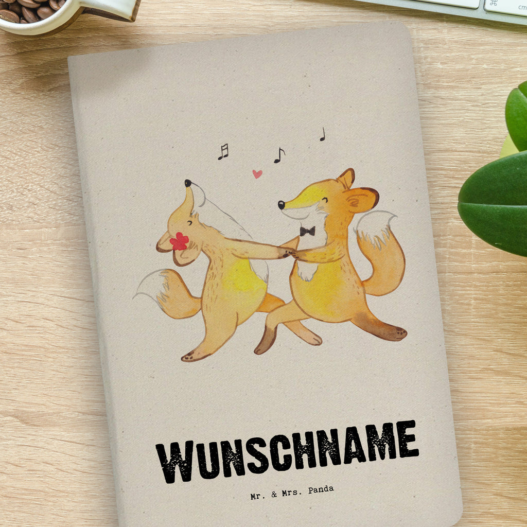 DIN A4 Personalisiertes Notizbuch Füchse Salsa tanzen Tage Personalisiertes Notizbuch, Notizbuch mit Namen, Notizbuch bedrucken, Personalisierung, Namensbuch, Namen, Geschenk, Sport, Sportart, Hobby, Schenken, Danke, Dankeschön, Auszeichnung, Gewinn, Sportler, Salsa tanzen, Tanzschule, Tanzen, Tanzkurs