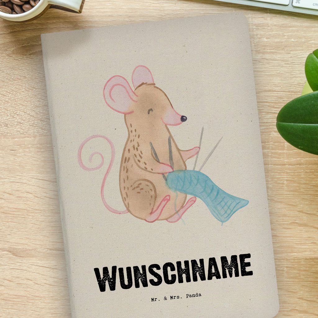 DIN A4 Personalisiertes Notizbuch Maus Stricken Tage Personalisiertes Notizbuch, Notizbuch mit Namen, Notizbuch bedrucken, Personalisierung, Namensbuch, Namen, Geschenk, Sport, Sportart, Hobby, Schenken, Danke, Dankeschön, Auszeichnung, Gewinn, Sportler, Stricken, DIY