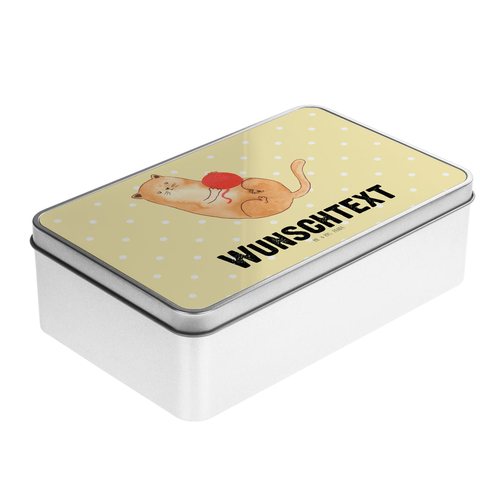 Personalisierte Metalldose Katzen Wollknäul Personalisierte Metalldose, Dose mit Namen, Namensdose, Kiste mit Namen, Namenskiste, Katze, Katzenmotiv, Katzenfan, Katzendeko, Katzenfreund, Katzenliebhaber, Katzenprodukte, Katzenartikel, Katzenaccessoires, Katzensouvenirs, Katzenliebhaberprodukte, Katzenmotive, Katzen, Kater, Mietze, Cat, Cats, Katzenhalter, Katzenbesitzerin, Haustier, Wollknäuel, Wolle, Spielen, Spiel, verspielt