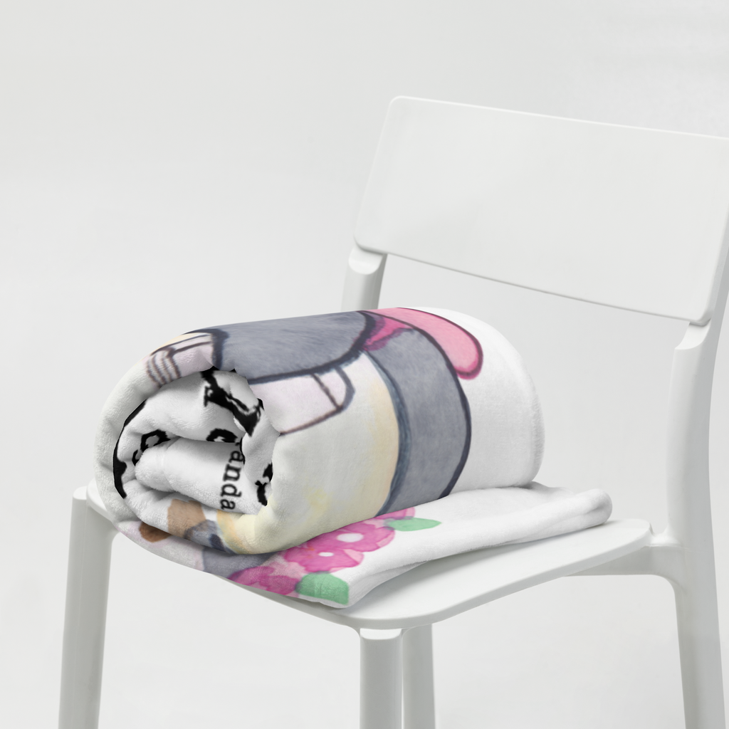 Kuscheldecke Pinguin Beste Studentin der Welt Studentin, Studium, Tochter, Spaß, Musterschülerin, lustig, Studienabschluss, witzig, Universität, Abschluss, Alumni, Uni, Studenten, Hochschule   Decke, Wohndecke, Tagesdecke, Wolldecke, Sofadecke  für, Dankeschön, Geschenk, Schenken, Geburtstag, Geburtstagsgeschenk, Geschenkidee, Danke, Bedanken, Mitbringsel, Freude machen, Geschenktipp