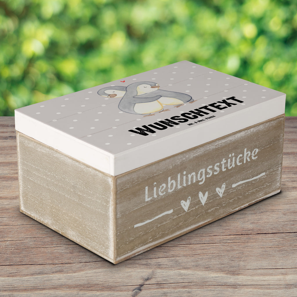 Personalisierte Holzkiste Pinguin Bester Lebenspartner der Welt Holzkiste mit Namen, Kiste mit Namen, Schatzkiste mit Namen, Truhe mit Namen, Schatulle mit Namen, Erinnerungsbox mit Namen, Erinnerungskiste, mit Namen, Dekokiste mit Namen, Aufbewahrungsbox mit Namen, Holzkiste Personalisiert, Kiste Personalisiert, Schatzkiste Personalisiert, Truhe Personalisiert, Schatulle Personalisiert, Erinnerungsbox Personalisiert, Erinnerungskiste Personalisiert, Dekokiste Personalisiert, Aufbewahrungsbox Personalisiert, für, Dankeschön, Geschenk, Schenken, Geburtstag, Geburtstagsgeschenk, Geschenkidee, Danke, Bedanken, Mitbringsel, Freude machen, Geschenktipp, Lebenspartner, Ehepartner, Partner, Ehemann, Ehefrau, Liebe, Freund, Freundin, Hochzeitstag, verliebt