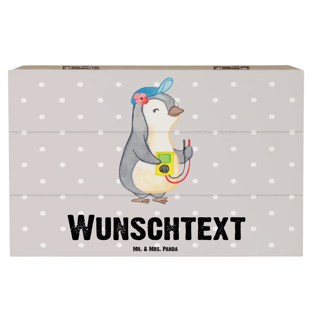 Personalisierte Holzkiste Elektrikerin mit Herz Holzkiste mit Namen, Kiste mit Namen, Schatzkiste mit Namen, Truhe mit Namen, Schatulle mit Namen, Erinnerungsbox mit Namen, Erinnerungskiste, mit Namen, Dekokiste mit Namen, Aufbewahrungsbox mit Namen, Holzkiste Personalisiert, Kiste Personalisiert, Schatzkiste Personalisiert, Truhe Personalisiert, Schatulle Personalisiert, Erinnerungsbox Personalisiert, Erinnerungskiste Personalisiert, Dekokiste Personalisiert, Aufbewahrungsbox Personalisiert, Beruf, Ausbildung, Jubiläum, Abschied, Rente, Kollege, Kollegin, Geschenk, Schenken, Arbeitskollege, Mitarbeiter, Firma, Danke, Dankeschön, Elektrikerin, Elektronmonteurin, Elektrotechnikerin, Elektroinstallateurin, Elektromeisterin, Gesellenprüfung