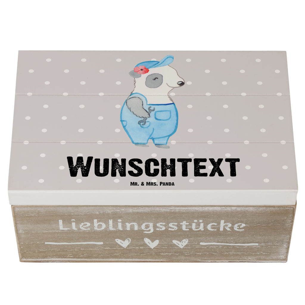 Personalisierte Holzkiste Handwerkerin mit Herz Holzkiste mit Namen, Kiste mit Namen, Schatzkiste mit Namen, Truhe mit Namen, Schatulle mit Namen, Erinnerungsbox mit Namen, Erinnerungskiste, mit Namen, Dekokiste mit Namen, Aufbewahrungsbox mit Namen, Holzkiste Personalisiert, Kiste Personalisiert, Schatzkiste Personalisiert, Truhe Personalisiert, Schatulle Personalisiert, Erinnerungsbox Personalisiert, Erinnerungskiste Personalisiert, Dekokiste Personalisiert, Aufbewahrungsbox Personalisiert, Beruf, Ausbildung, Jubiläum, Abschied, Rente, Kollege, Kollegin, Geschenk, Schenken, Arbeitskollege, Mitarbeiter, Firma, Danke, Dankeschön, Handwerkerin, Gesellenprüfung, Handwerksbetrieb, Werkstatt