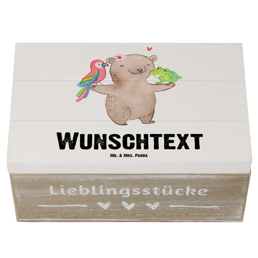 Personalisierte Holzkiste Tierpflegerin mit Herz Holzkiste mit Namen, Kiste mit Namen, Schatzkiste mit Namen, Truhe mit Namen, Schatulle mit Namen, Erinnerungsbox mit Namen, Erinnerungskiste, mit Namen, Dekokiste mit Namen, Aufbewahrungsbox mit Namen, Holzkiste Personalisiert, Kiste Personalisiert, Schatzkiste Personalisiert, Truhe Personalisiert, Schatulle Personalisiert, Erinnerungsbox Personalisiert, Erinnerungskiste Personalisiert, Dekokiste Personalisiert, Aufbewahrungsbox Personalisiert, Beruf, Ausbildung, Jubiläum, Abschied, Rente, Kollege, Kollegin, Geschenk, Schenken, Arbeitskollege, Mitarbeiter, Firma, Danke, Dankeschön