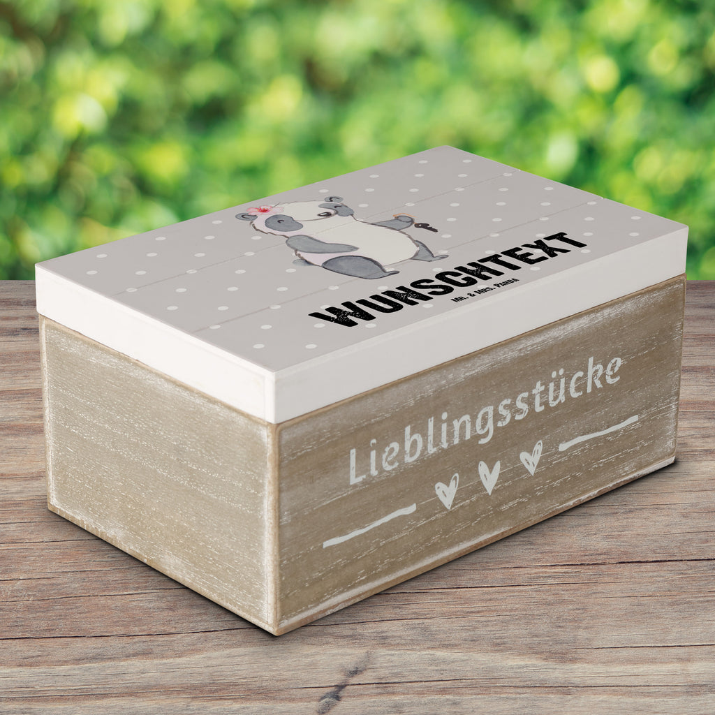 Personalisierte Holzkiste Vermieterin mit Herz Holzkiste mit Namen, Kiste mit Namen, Schatzkiste mit Namen, Truhe mit Namen, Schatulle mit Namen, Erinnerungsbox mit Namen, Erinnerungskiste, mit Namen, Dekokiste mit Namen, Aufbewahrungsbox mit Namen, Holzkiste Personalisiert, Kiste Personalisiert, Schatzkiste Personalisiert, Truhe Personalisiert, Schatulle Personalisiert, Erinnerungsbox Personalisiert, Erinnerungskiste Personalisiert, Dekokiste Personalisiert, Aufbewahrungsbox Personalisiert, Beruf, Ausbildung, Jubiläum, Abschied, Rente, Kollege, Kollegin, Geschenk, Schenken, Arbeitskollege, Mitarbeiter, Firma, Danke, Dankeschön