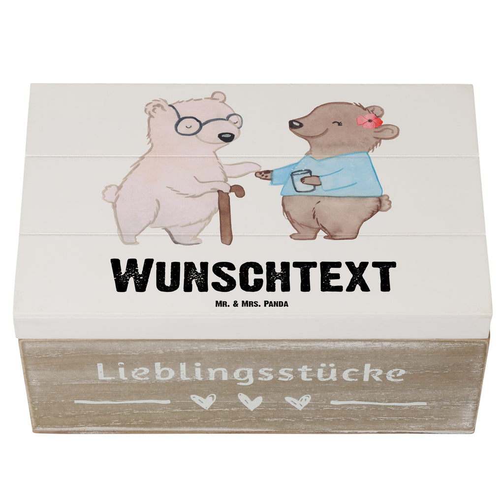 Personalisierte Holzkiste Altenpflegerin mit Herz Holzkiste mit Namen, Kiste mit Namen, Schatzkiste mit Namen, Truhe mit Namen, Schatulle mit Namen, Erinnerungsbox mit Namen, Erinnerungskiste, mit Namen, Dekokiste mit Namen, Aufbewahrungsbox mit Namen, Holzkiste Personalisiert, Kiste Personalisiert, Schatzkiste Personalisiert, Truhe Personalisiert, Schatulle Personalisiert, Erinnerungsbox Personalisiert, Erinnerungskiste Personalisiert, Dekokiste Personalisiert, Aufbewahrungsbox Personalisiert, Beruf, Ausbildung, Jubiläum, Abschied, Rente, Kollege, Kollegin, Geschenk, Schenken, Arbeitskollege, Mitarbeiter, Firma, Danke, Dankeschön, Altenpflegerin, Pflegerin, Altenheim Eröffnung