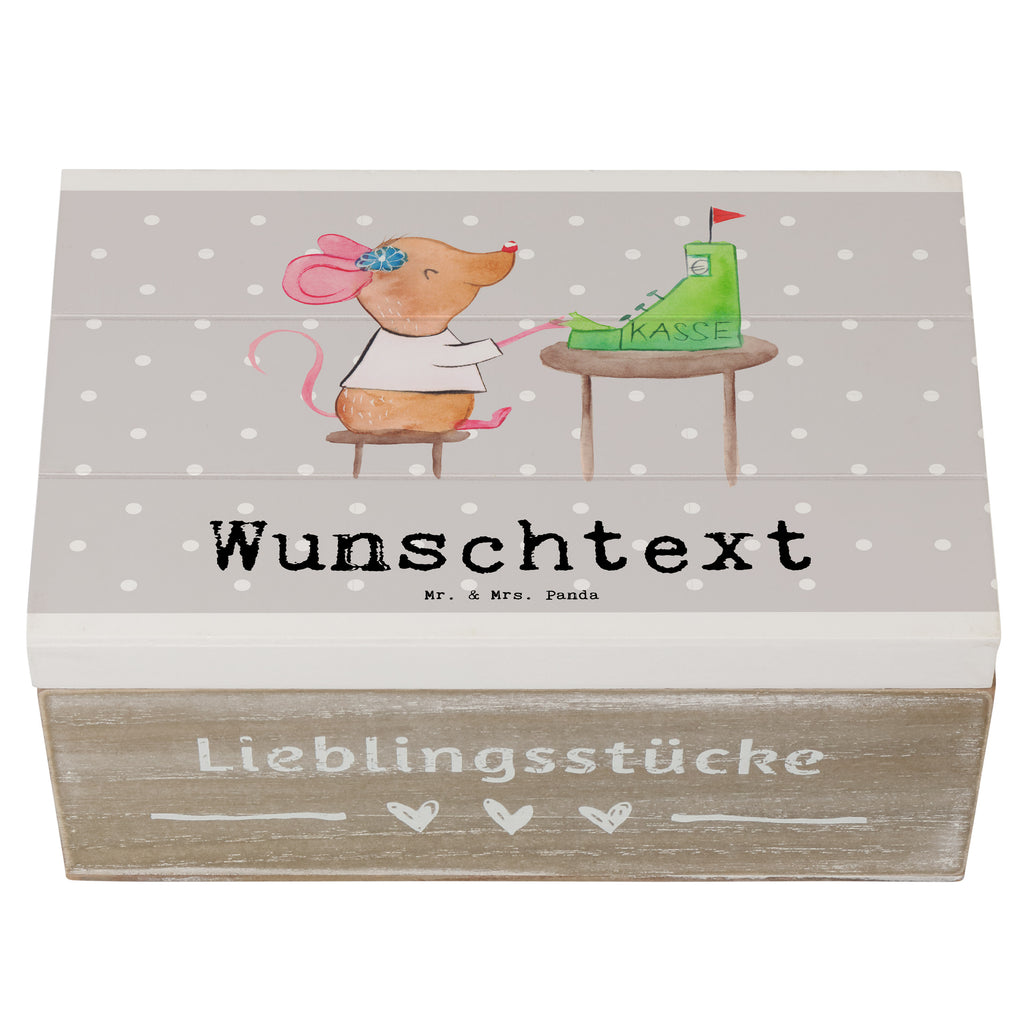 Personalisierte Holzkiste Kassiererin mit Herz Holzkiste mit Namen, Kiste mit Namen, Schatzkiste mit Namen, Truhe mit Namen, Schatulle mit Namen, Erinnerungsbox mit Namen, Erinnerungskiste, mit Namen, Dekokiste mit Namen, Aufbewahrungsbox mit Namen, Holzkiste Personalisiert, Kiste Personalisiert, Schatzkiste Personalisiert, Truhe Personalisiert, Schatulle Personalisiert, Erinnerungsbox Personalisiert, Erinnerungskiste Personalisiert, Dekokiste Personalisiert, Aufbewahrungsbox Personalisiert, Beruf, Ausbildung, Jubiläum, Abschied, Rente, Kollege, Kollegin, Geschenk, Schenken, Arbeitskollege, Mitarbeiter, Firma, Danke, Dankeschön, Kassiererin, Kassenwartin, Mitarbeiterin Kasse