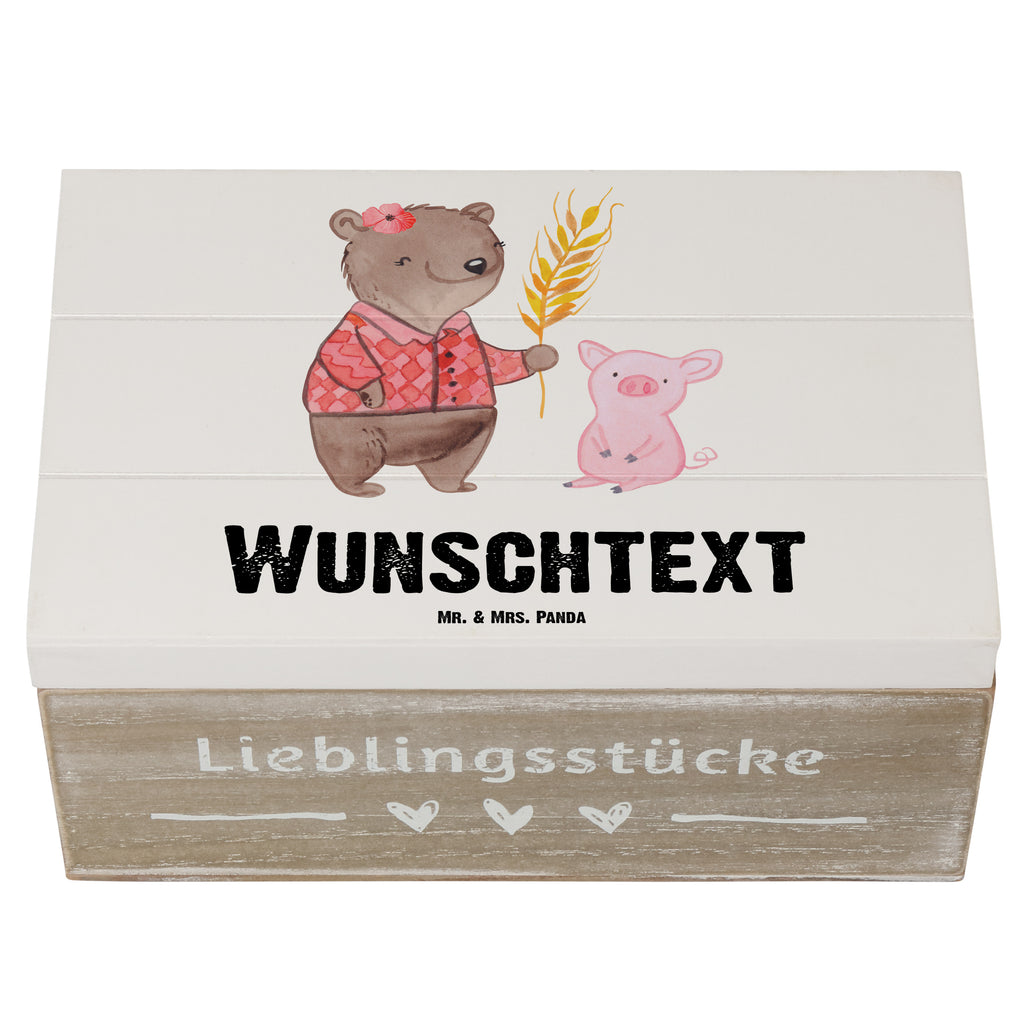 Personalisierte Holzkiste Bäuerin mit Herz Holzkiste mit Namen, Kiste mit Namen, Schatzkiste mit Namen, Truhe mit Namen, Schatulle mit Namen, Erinnerungsbox mit Namen, Erinnerungskiste, mit Namen, Dekokiste mit Namen, Aufbewahrungsbox mit Namen, Holzkiste Personalisiert, Kiste Personalisiert, Schatzkiste Personalisiert, Truhe Personalisiert, Schatulle Personalisiert, Erinnerungsbox Personalisiert, Erinnerungskiste Personalisiert, Dekokiste Personalisiert, Aufbewahrungsbox Personalisiert, Beruf, Ausbildung, Jubiläum, Abschied, Rente, Kollege, Kollegin, Geschenk, Schenken, Arbeitskollege, Mitarbeiter, Firma, Danke, Dankeschön, Landwirtin, Bäuerin, Tierwirtin, Agronomin, Farmerin, Bauernhof