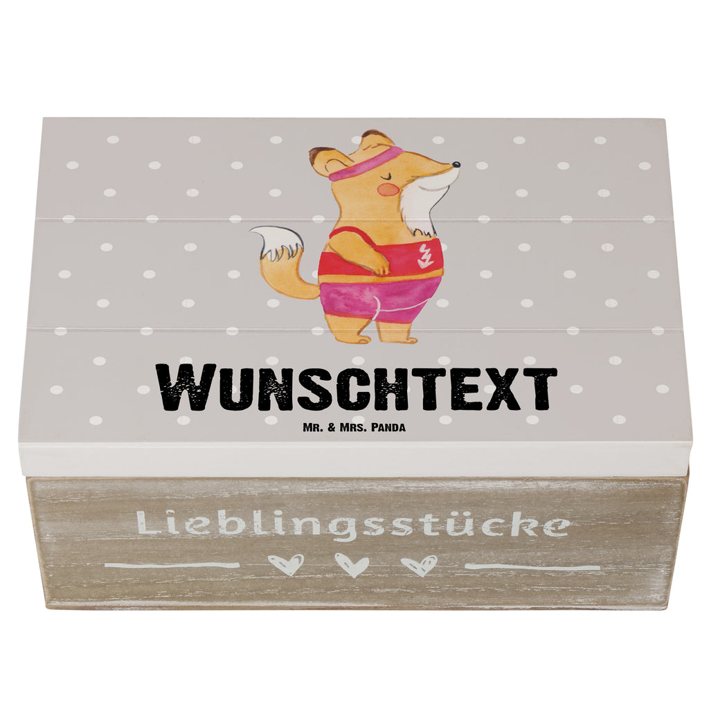 Personalisierte Holzkiste Sportlerin mit Herz Holzkiste mit Namen, Kiste mit Namen, Schatzkiste mit Namen, Truhe mit Namen, Schatulle mit Namen, Erinnerungsbox mit Namen, Erinnerungskiste, mit Namen, Dekokiste mit Namen, Aufbewahrungsbox mit Namen, Holzkiste Personalisiert, Kiste Personalisiert, Schatzkiste Personalisiert, Truhe Personalisiert, Schatulle Personalisiert, Erinnerungsbox Personalisiert, Erinnerungskiste Personalisiert, Dekokiste Personalisiert, Aufbewahrungsbox Personalisiert, Beruf, Ausbildung, Jubiläum, Abschied, Rente, Kollege, Kollegin, Geschenk, Schenken, Arbeitskollege, Mitarbeiter, Firma, Danke, Dankeschön