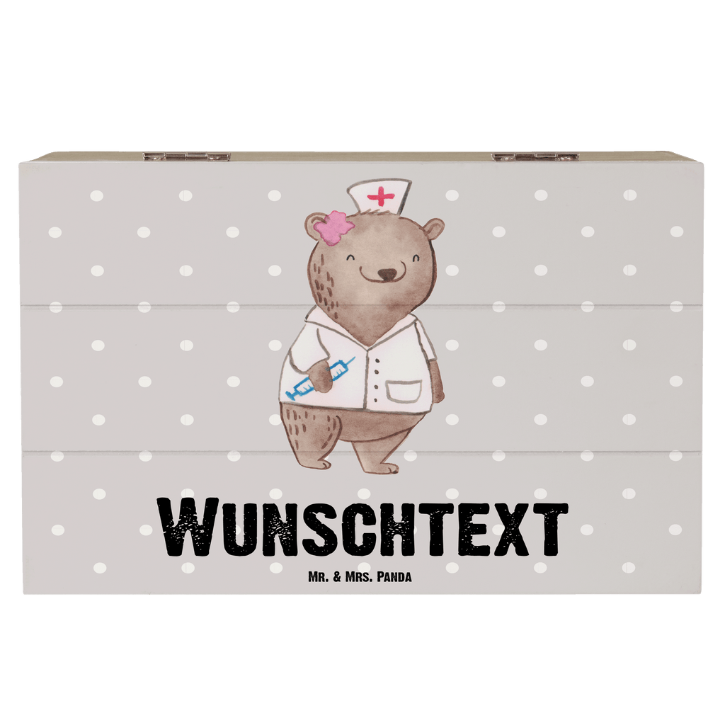 Personalisierte Holzkiste Ärztin mit Herz Holzkiste mit Namen, Kiste mit Namen, Schatzkiste mit Namen, Truhe mit Namen, Schatulle mit Namen, Erinnerungsbox mit Namen, Erinnerungskiste, mit Namen, Dekokiste mit Namen, Aufbewahrungsbox mit Namen, Holzkiste Personalisiert, Kiste Personalisiert, Schatzkiste Personalisiert, Truhe Personalisiert, Schatulle Personalisiert, Erinnerungsbox Personalisiert, Erinnerungskiste Personalisiert, Dekokiste Personalisiert, Aufbewahrungsbox Personalisiert, Beruf, Ausbildung, Jubiläum, Abschied, Rente, Kollege, Kollegin, Geschenk, Schenken, Arbeitskollege, Mitarbeiter, Firma, Danke, Dankeschön, Ärztin, Hausärztin, Medizinerin, Doktorin, Medizinstudium, Doktortitel, Arztpraxis