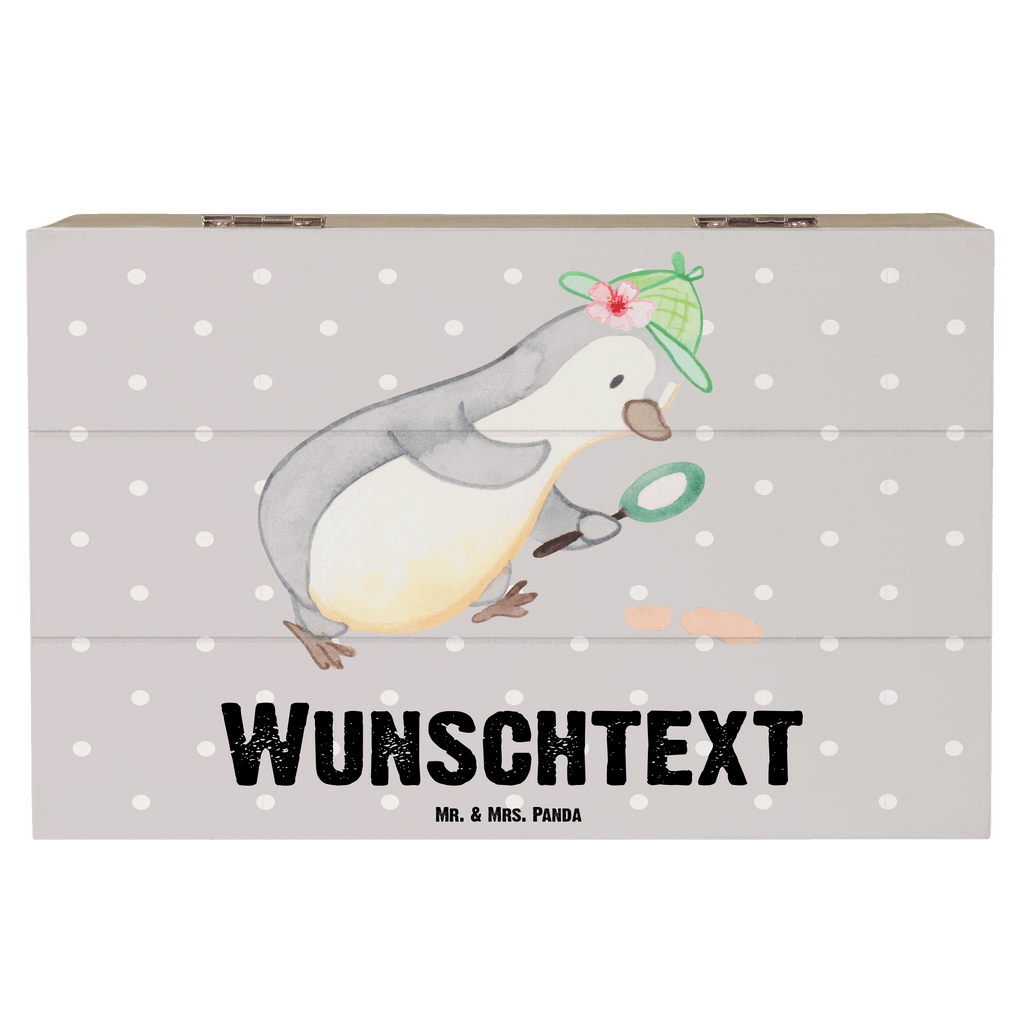 Personalisierte Holzkiste Detektivin mit Herz Holzkiste mit Namen, Kiste mit Namen, Schatzkiste mit Namen, Truhe mit Namen, Schatulle mit Namen, Erinnerungsbox mit Namen, Erinnerungskiste, mit Namen, Dekokiste mit Namen, Aufbewahrungsbox mit Namen, Holzkiste Personalisiert, Kiste Personalisiert, Schatzkiste Personalisiert, Truhe Personalisiert, Schatulle Personalisiert, Erinnerungsbox Personalisiert, Erinnerungskiste Personalisiert, Dekokiste Personalisiert, Aufbewahrungsbox Personalisiert, Beruf, Ausbildung, Jubiläum, Abschied, Rente, Kollege, Kollegin, Geschenk, Schenken, Arbeitskollege, Mitarbeiter, Firma, Danke, Dankeschön, Detektivin, Ermittlerin, Agentin, Privatdetektei, Berufsdetektivin, Wirtschaftsdetektei, Detektivausbildung, Spurensuche