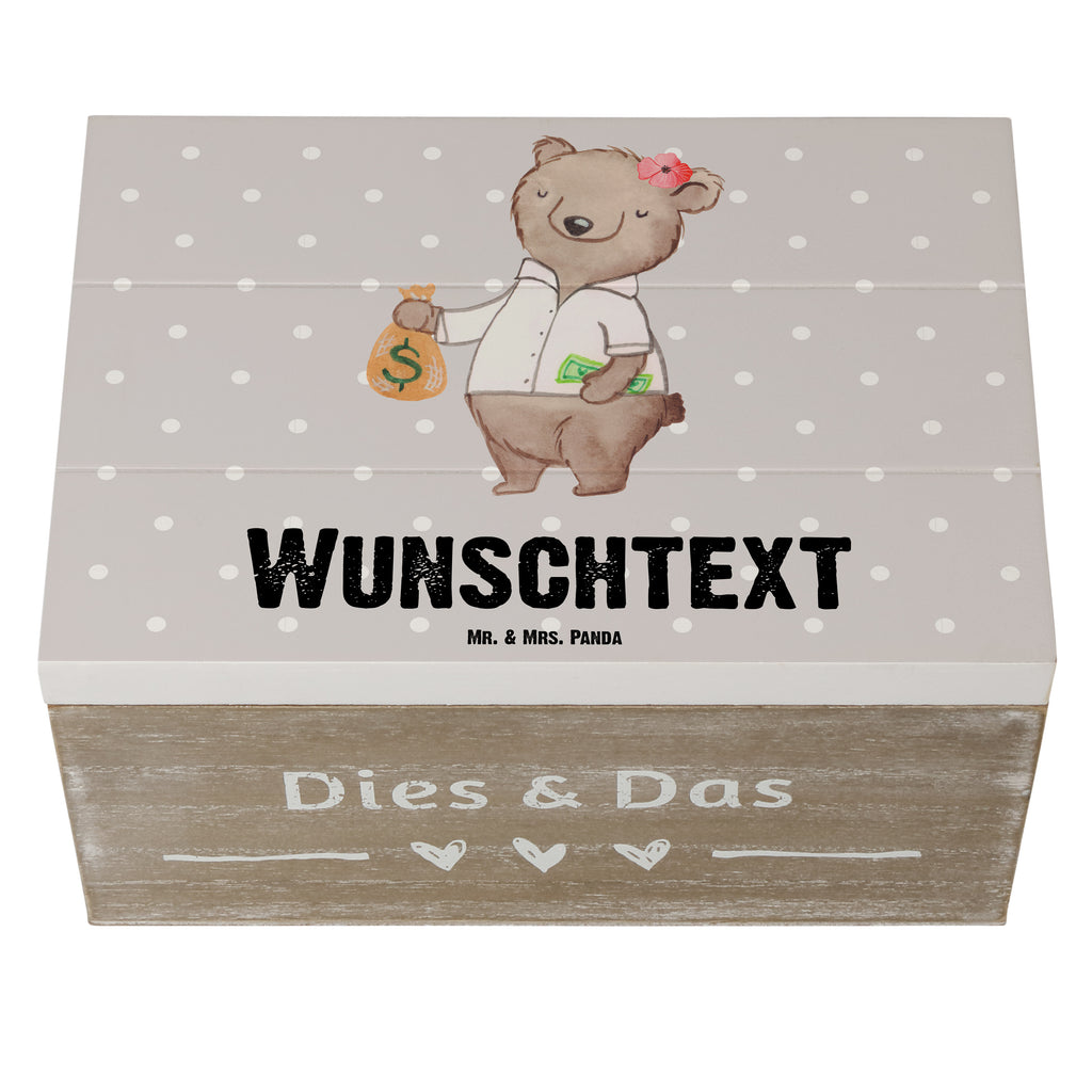 Personalisierte Holzkiste Bänkerin mit Herz Holzkiste mit Namen, Kiste mit Namen, Schatzkiste mit Namen, Truhe mit Namen, Schatulle mit Namen, Erinnerungsbox mit Namen, Erinnerungskiste, mit Namen, Dekokiste mit Namen, Aufbewahrungsbox mit Namen, Holzkiste Personalisiert, Kiste Personalisiert, Schatzkiste Personalisiert, Truhe Personalisiert, Schatulle Personalisiert, Erinnerungsbox Personalisiert, Erinnerungskiste Personalisiert, Dekokiste Personalisiert, Aufbewahrungsbox Personalisiert, Beruf, Ausbildung, Jubiläum, Abschied, Rente, Kollege, Kollegin, Geschenk, Schenken, Arbeitskollege, Mitarbeiter, Firma, Danke, Dankeschön, Bänkerin, Bankfachfrau, Bankangestellte, Bankberaterin